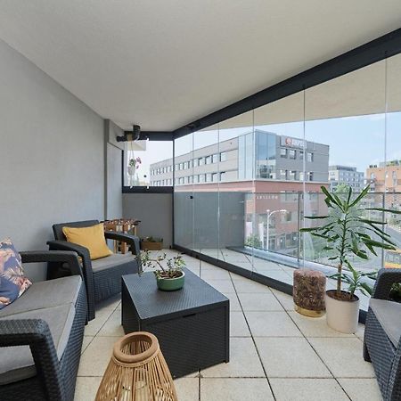 Spacious Apartment With Balcony Near The Slavic Hill Wroclaw By Renters Prestige Exteriér fotografie