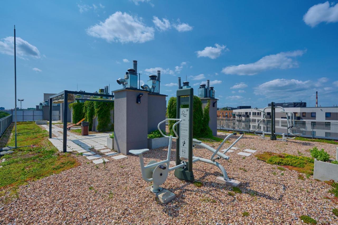 Spacious Apartment With Balcony Near The Slavic Hill Wroclaw By Renters Prestige Exteriér fotografie