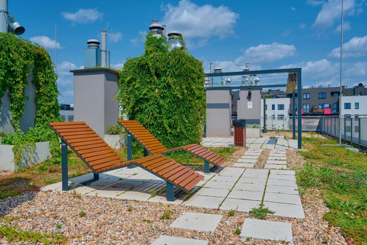 Spacious Apartment With Balcony Near The Slavic Hill Wroclaw By Renters Prestige Exteriér fotografie